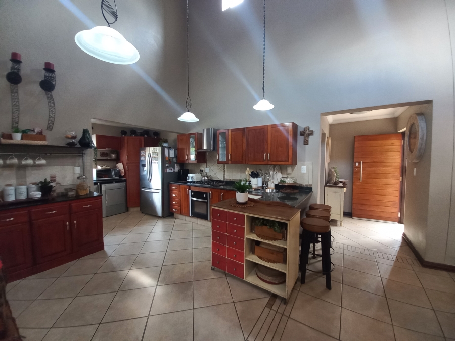 3 Bedroom Property for Sale in Waterval East North West